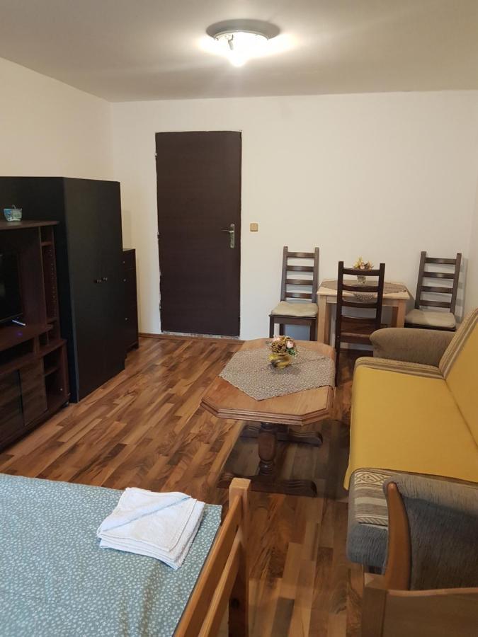Apartament Turisticky Apartman ,Pro 3-4Os Frenštát pod Radhoštěm Zewnętrze zdjęcie